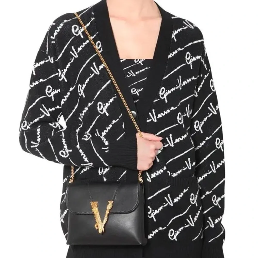 Sold ❌Versace Black and Gold Crossbody Bag with V-Shaped Clasp - Picture 3 of 10